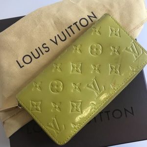 Louis Vuitton Authentic Lime Vernis Wallet